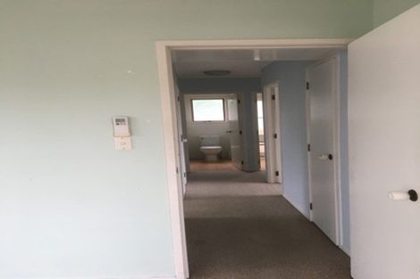 Photo of property in 1/26 Cromdale Avenue, Highland Park, Auckland, 2010