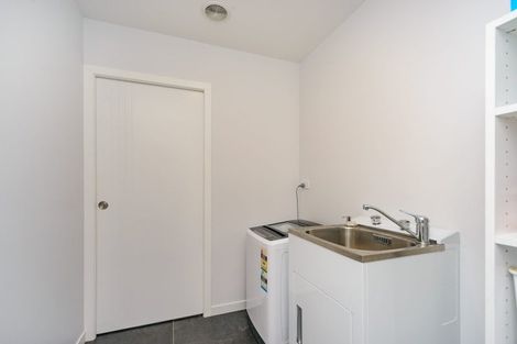 Photo of property in 47 Atlantic Drive, Fitzherbert, Palmerston North, 4410