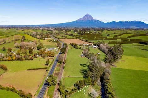 Photo of property in 1284 Mountain Road, Inglewood, 4389