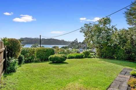 Photo of property in 1/1 Alison Avenue, Herald Island, Auckland, 0618