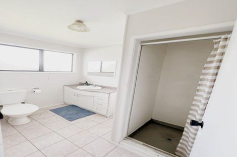 Photo of property in 28 Maugham Drive, Bucklands Beach, Auckland, 2014