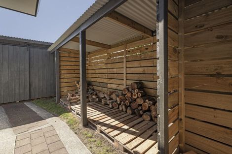 Photo of property in 61 Kane Road, Papamoa Beach, Papamoa, 3118