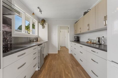 Photo of property in 10b Tate Road, Brixton, Waitara, 4382