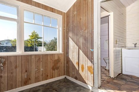 Photo of property in 12 Wellington Street, Te Hapara, Gisborne, 4010