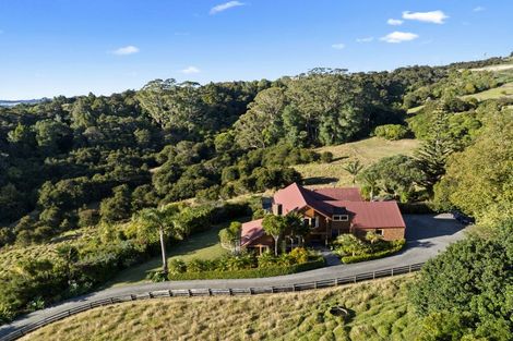 Photo of property in 218 Settlement Road, Papakura, 2110