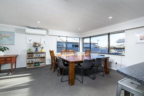 Photo of property in 30 Innes Street, Waimate, 7924