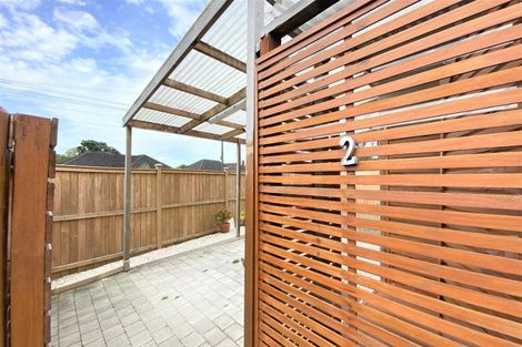 Photo of property in 2/15 Ward Crescent, Te Atatu Peninsula, Auckland, 0610