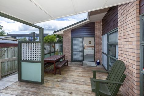 Photo of property in 74 Eatwell Avenue, Paraparaumu Beach, Paraparaumu, 5032