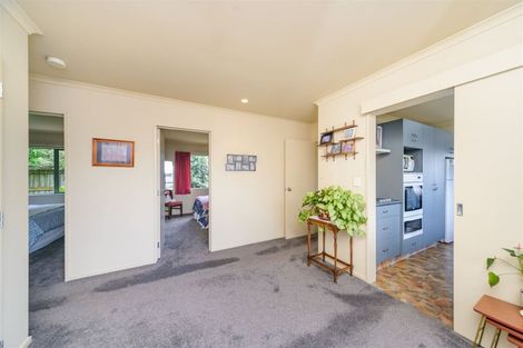 Photo of property in 6 Almond Grove, Feilding, 4702