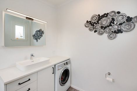 Photo of property in 70 Milson Line, Milson, Palmerston North, 4414