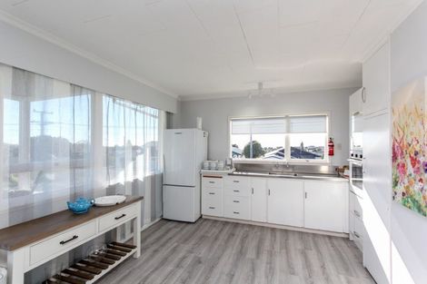 Photo of property in 21a Dorset Avenue, Westown, New Plymouth, 4310