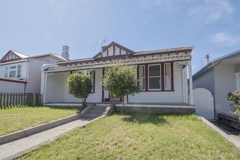 Photo of property in 16 Memorial Avenue, Parkside, Timaru, 7910