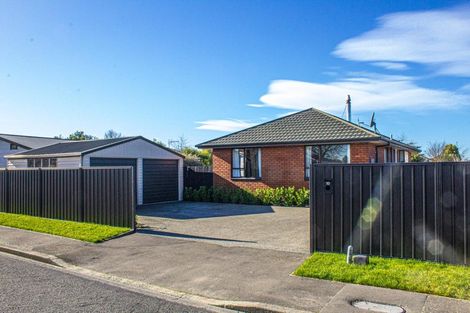 Photo of property in 10 East Belt, Rangiora, 7400