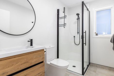 Photo of property in 32 Hokioi Drive, Kenepuru, Porirua, 5022