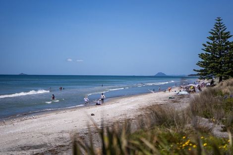 Photo of property in 271 Seaforth Road, Waihi Beach, 3611