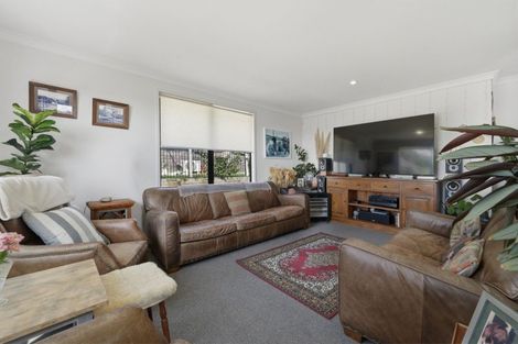 Photo of property in 49 Orion Drive, Welcome Bay, Tauranga, 3112