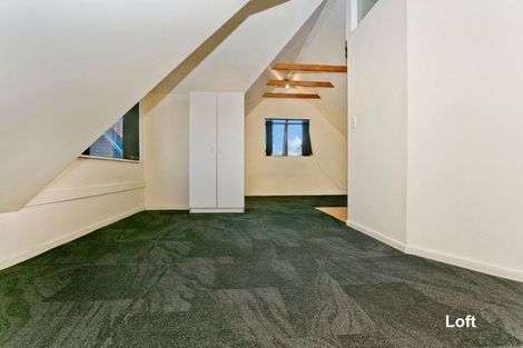 Photo of property in 12 Sunward Rise, Glenfield, Auckland, 0629