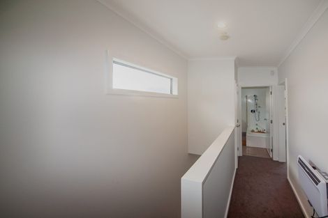 Photo of property in 40 Erlestoke Crescent, Churton Park, Wellington, 6037