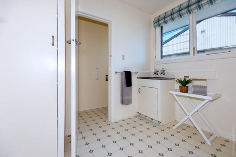 Photo of property in 13 Woodbury Street, Avonhead, Christchurch, 8042