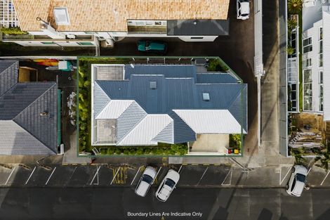 Photo of property in 63 Milford Road, Milford, Auckland, 0620