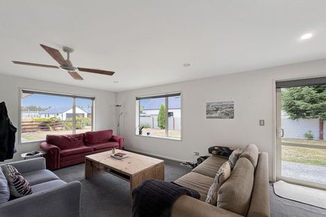 Photo of property in 14 Irishman Drive, Twizel, 7901