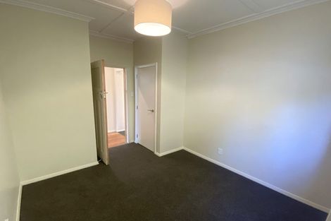 Photo of property in 5 Lonsdale Crescent, Rongotai, Wellington, 6022