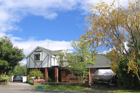 Photo of property in 6 Norfolk Road, Waipahihi, Taupo, 3330