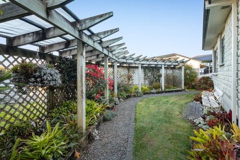 Photo of property in 18 Ralph Lane, Waihi Beach, 3611