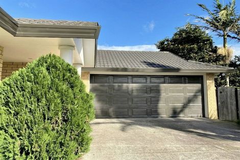 Photo of property in 2 Cyclamen Road, Mangere, Auckland, 2022