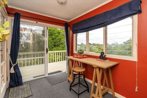 Photo of property in 6 Windsor Road, Maeroa, Hamilton, 3200