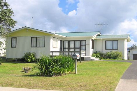 Photo of property in 103a Rangi Avenue, Whangamata, 3620