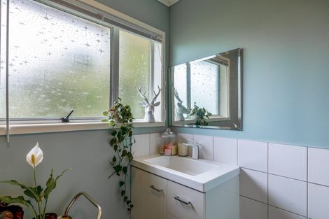 Photo of property in 2/14 Claridge Street, Glen Eden, Auckland, 0602