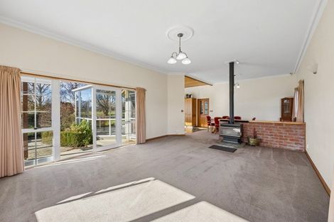 Photo of property in 102 Huntly Road, Outram, 9073