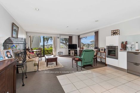 Photo of property in 1a/12 Selwyn Road, Cockle Bay, Auckland, 2014