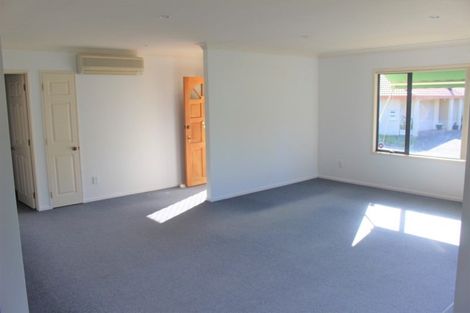 Photo of property in 47 Kiddle Drive, Hilltop, Taupo, 3330