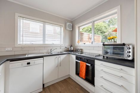 Photo of property in 3a Bellwood Place, Chartwell, Hamilton, 3210