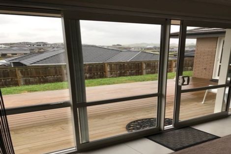 Photo of property in 42 Raithburn Terrace, Pokeno, 2402