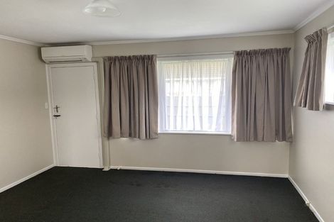Photo of property in 3/3 Camp Street, Silverstream, Upper Hutt, 5019