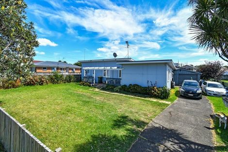 Photo of property in 10 Freyberg Crescent, Pukekohe, 2120