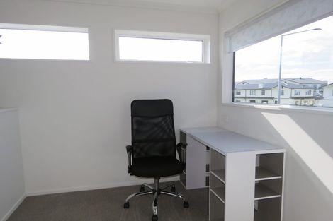 Photo of property in 11 George West Square West, Wigram, Christchurch, 8025