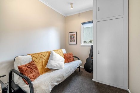 Photo of property in 17 Renfrew Street, Waikiwi, Invercargill, 9810