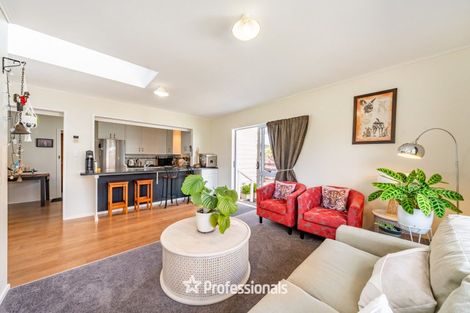 Photo of property in 13 Whites Line West, Woburn, Lower Hutt, 5010