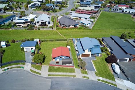 Photo of property in 61 Kotare Place, South Bay, Kaikoura, 7300