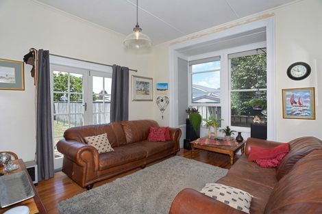 Photo of property in 4 Bond Street, Marton, 4710