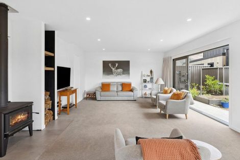 Photo of property in 35 Campbell Road, Wanaka, 9305