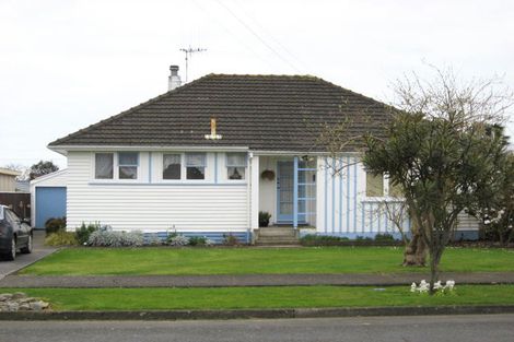 Photo of property in 9 Rugby Street, Levin, 5510