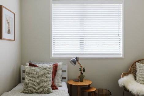 Photo of property in 138 Taupaki Road, Taupaki, 0782