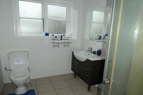 Photo of property in 15 Auburn Avenue, Upper Riccarton, Christchurch, 8041