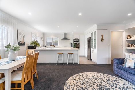 Photo of property in 27 Lynley Park Drive, Omokoroa, 3114