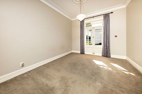 Photo of property in 88a Ranfurly Road, Alfriston, Auckland, 2105